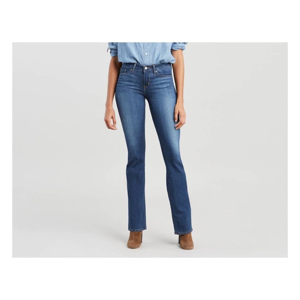 Levi’s low rise boot cut jeans